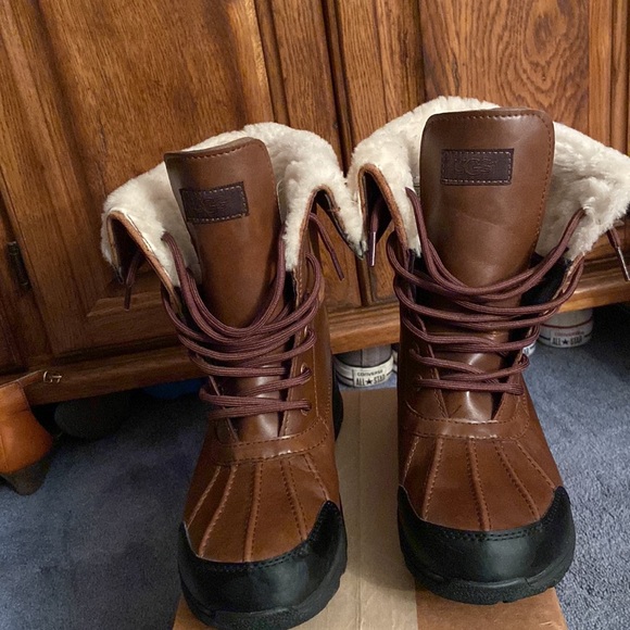 UGG • Butte II Waterproof Winter Boot - Picture 2 of 8